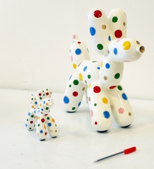 balloon-dog-coloured-dots-large