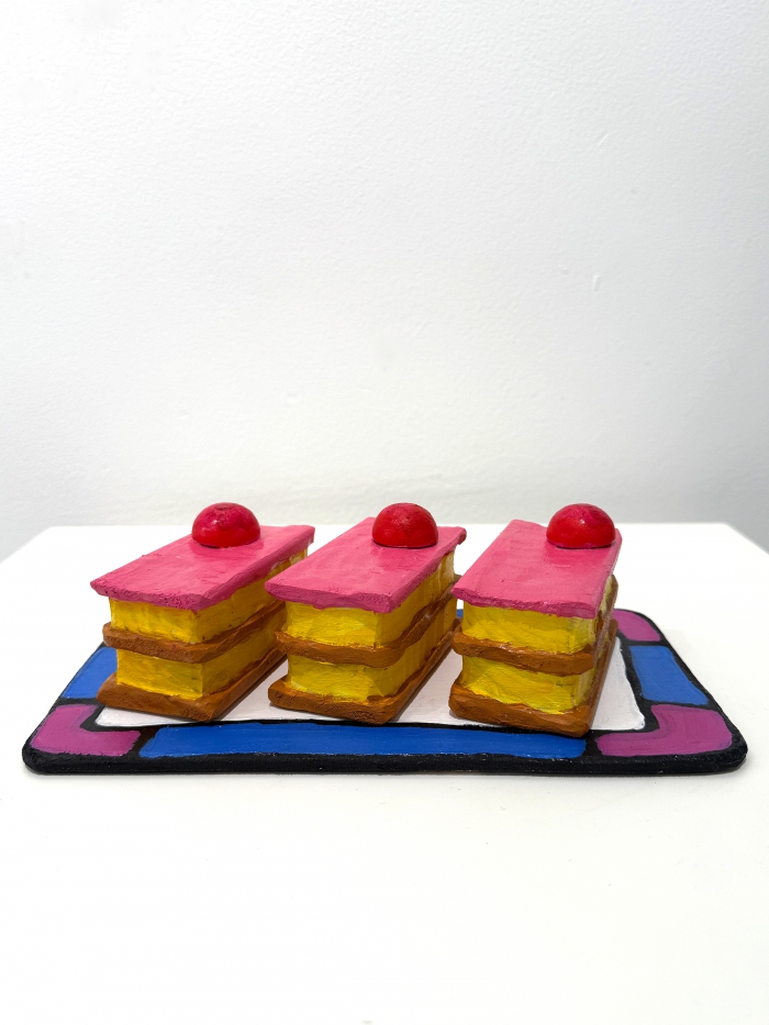 Tompouce roze - met rode bolletjes #2