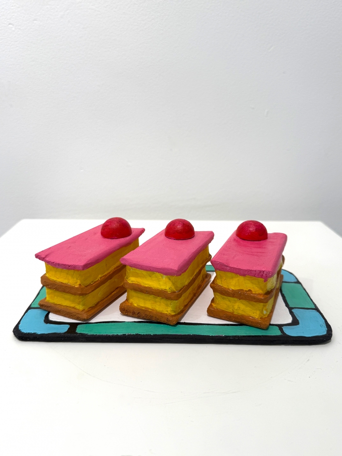 Tompouce roze - met rode bolletjes #1