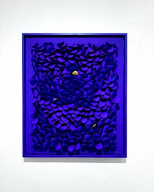 wave-intense-blue-touch-of-gold