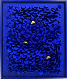 wave-intense-blue-touch-of-gold
